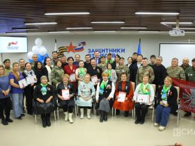 Якутянам вручили нагрудные знаки союза добровольцев Донбасса