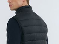 Ультралёгкий жилет с воротником-стойкой, Черный