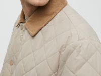 Утепленная стеганая куртка с отложным воротником