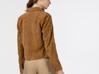 Женская куртка Lacoste из кожи на пуговицах