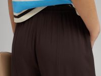 Легкие брюки-палаццо с эластичным поясом