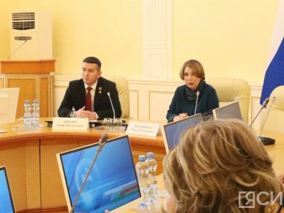 Коллективу министерства молодежи Якутии представили нового руководителя