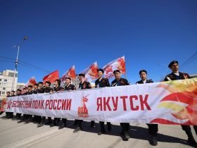 Фото. В Якутске акция «Бессмертный полк» собрала более 50 тысяч человек
