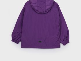 Куртка текстильная с полиуретановым покрытием для девочек (ветровка)