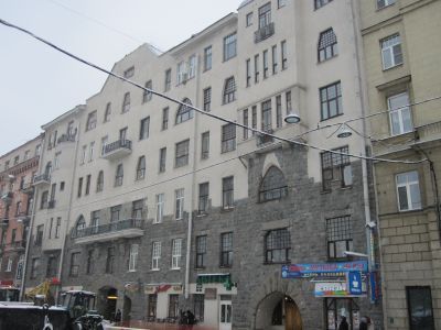 Дом, где в 1914-1921 гг. жил писатель Горький А.М.