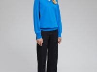 Джемпер с v-образным вырезом