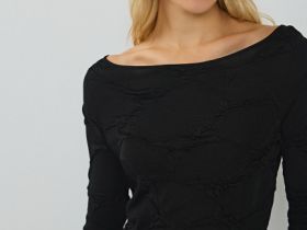 Джемпер с эффектом жатости, Черный