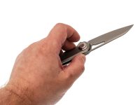 Складной нож Dr.Tech D4281G, сталь M390, рукоять TC4, серый