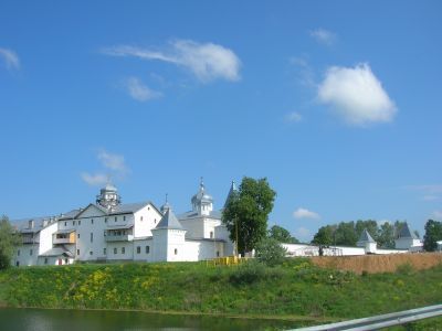 Две башни ограды Георгиевского монастыря