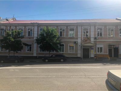 Дом доходный купца 2-ой гильдии Г.И. Чувалджи. Здесь размещались: мужская прогимназия, канцелярия Черноморского губернатора