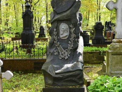 Могила Майкова А.Н. (1821-1897), поэта