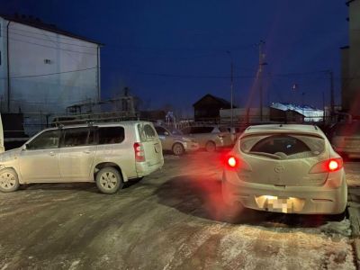 Пьяная женщина устроила ночью ДТП в Якутске