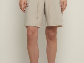 Шорты из тенселя с накладными карманами