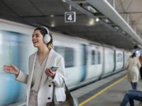 Беспроводные наушники Sony