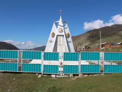 Памятник воинам-землякам погибшим в Великой Отечественной войне
