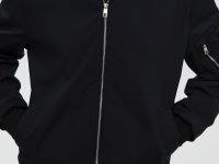 Куртка-бомбер на молнии