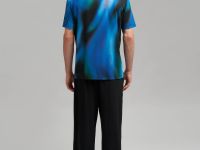 Спортивная футболка с перфорацией