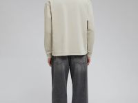 Лонгслив оверсайз силуэта