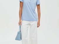 Базовая футболка приталенного силуэта