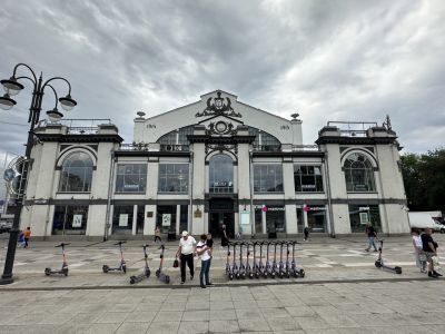 Здание крытого рынка