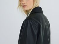 Короткая куртка из искусственной кожи, Черный