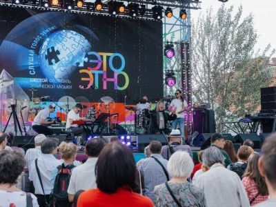 Музыкальный проект «Саха-Джаз» представили на фестивале этнической музыки в Санкт-Петербурге