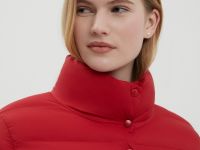 Утепленная куртка полуприлегающего силуэта