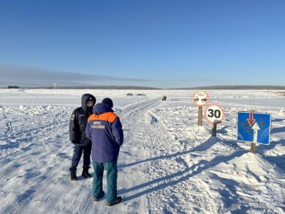 Ледовую переправу открыли в Оленекском районе Якутии