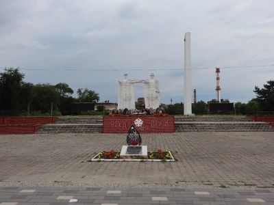 Памятник воинам, погибшим в 1941-1945 гг.