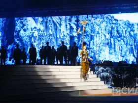 На закрытии «Муус Устар» представили театрализованное шоу «Якутия — Земля героев»