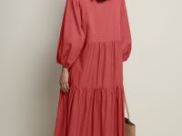 Платье из хлопка с v-образным вырезом