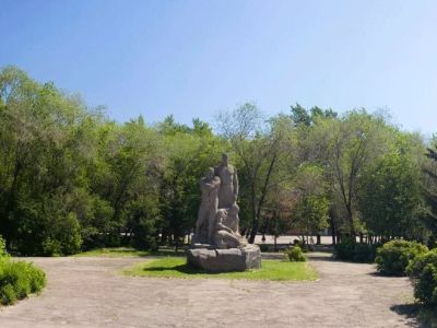 Памятник борцам революционерам-коммунистам подпольщикам Челябкопей
