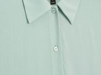 Блузка с коротким рукавом и отложным воротником