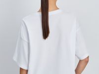 Свободная футболка с принтом