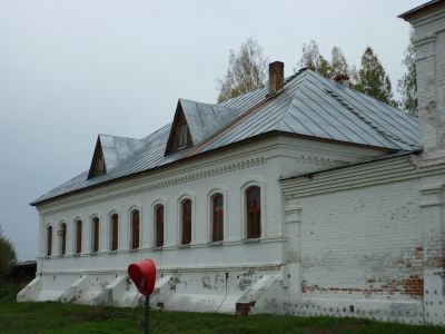 Настоятельский корпус