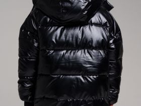 Куртка текстильная с полиуретановым покрытием для девочек