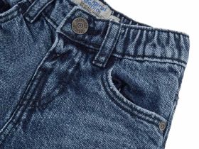 Джинсы для маленького мальчика