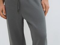 Базовые джоггеры, Серый