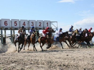 В Амгинском улусе Якутии откроют сезон конных скачек