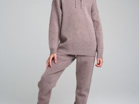 Комплект трикотажный для девочек: джемпер, брюки