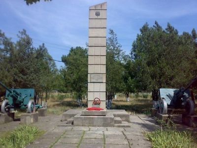 Памятный знак в честь воинов-односельчан, погибших в годы Великой Отечественной войны