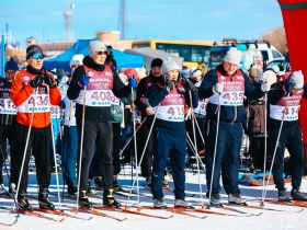 Звезды Олимпийских игр пробежали лыжный марафон с якутянами