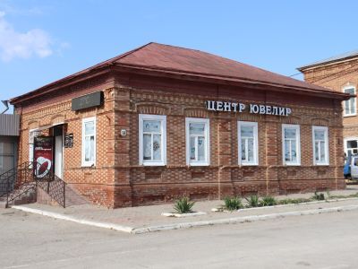 Дом жилой (мозаичной кладки)