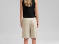 Свободные шорты со льном