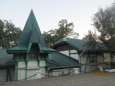 Здание Морского собрания, в котором в 1895 - 1896 гг. выступал с докладами известный флотоводец и ученый С.О. Макаров