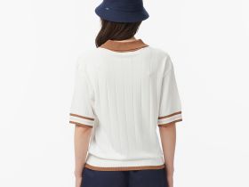 Женский свитер Lacoste