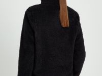 Меховая куртка с воротником-стойкой