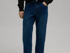 Джинсы прямого кроя