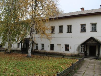 Священнические кельи