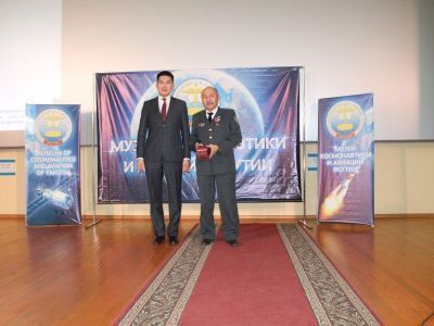 Герой России Романенко поздравил в онлайне Музей космонавтики и авиации Якутии с 45-летием